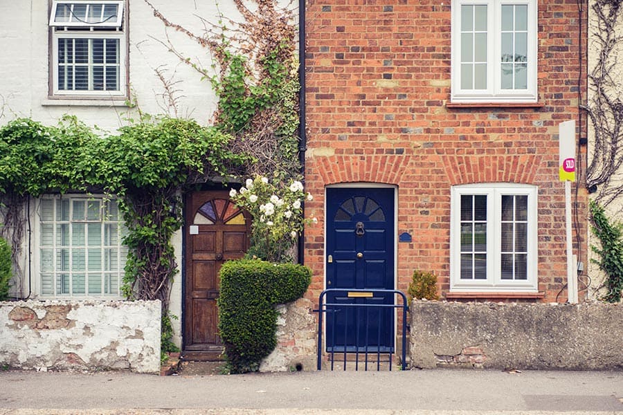 Serving Notice Under the Party Wall Act Blackburn